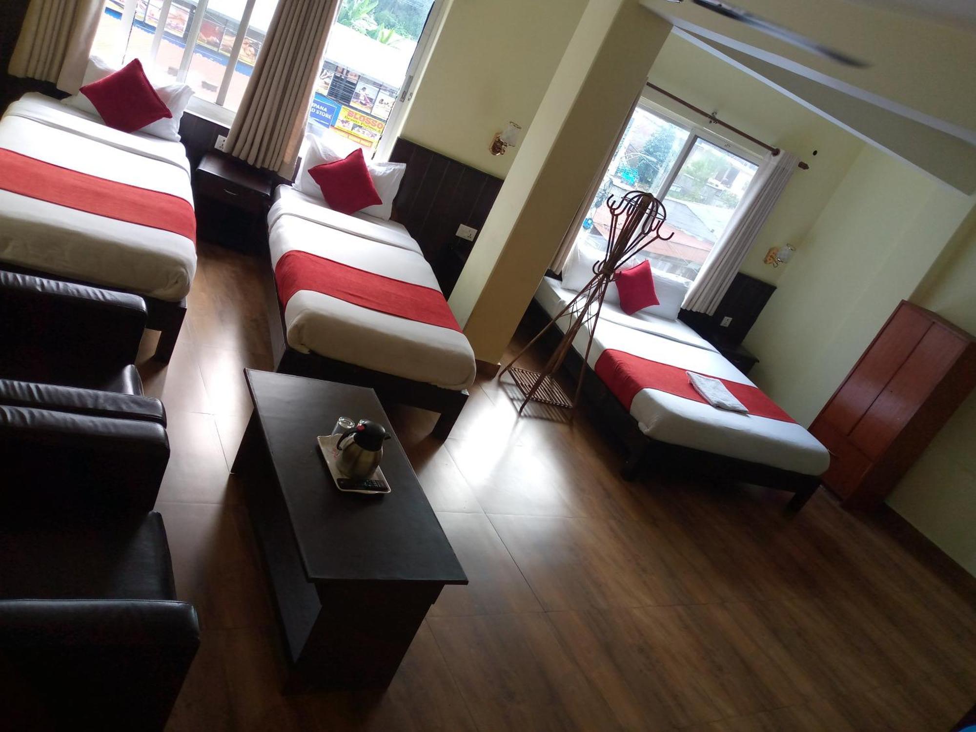 Hotel My Dream Покхара Экстерьер фото